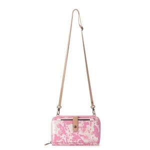 Crossbody purse. The Sak Sakroots Smartphone Crossbody NWT